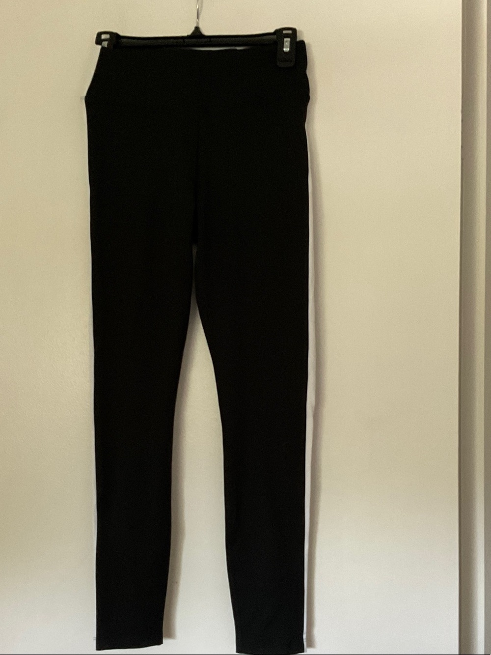 Pink Victoria’s Secret leggings